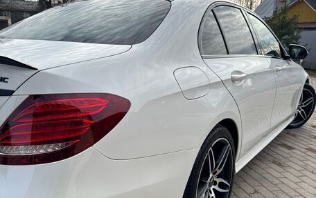 Mercedes-Benz E-Класс, 2016 год, 2 700 000 рублей, 11 фотография