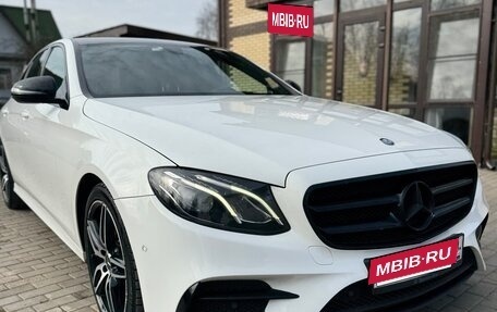 Mercedes-Benz E-Класс, 2016 год, 2 700 000 рублей, 15 фотография