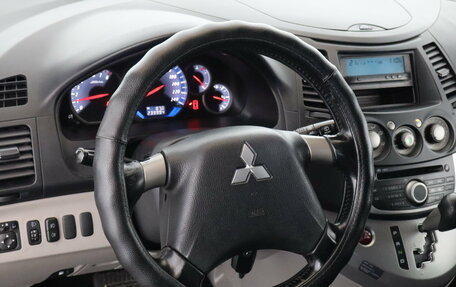 Mitsubishi Grandis, 2008 год, 649 000 рублей, 7 фотография