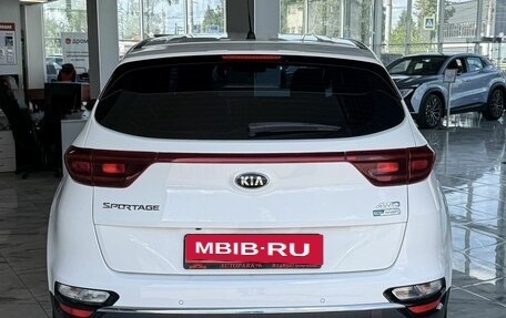 KIA Sportage IV рестайлинг, 2020 год, 2 129 000 рублей, 6 фотография