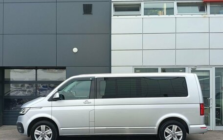 Volkswagen Multivan T6 рестайлинг, 2020 год, 5 999 000 рублей, 8 фотография