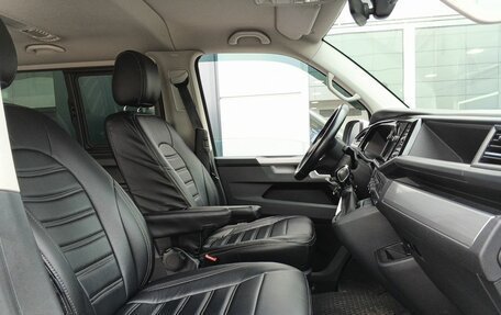 Volkswagen Multivan T6 рестайлинг, 2020 год, 5 999 000 рублей, 24 фотография
