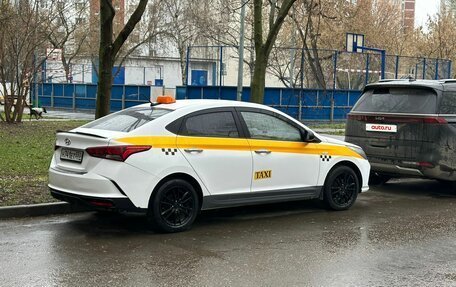 Hyundai Solaris II рестайлинг, 2021 год, 1 100 000 рублей, 2 фотография