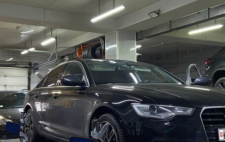 Audi A6, 2012 год, 1 950 000 рублей, 24 фотография