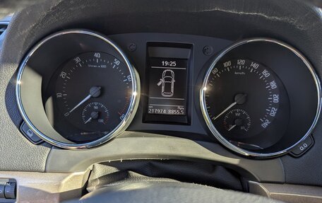 Skoda Yeti I рестайлинг, 2013 год, 905 000 рублей, 18 фотография