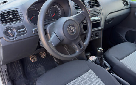 Volkswagen Polo VI (EU Market), 2014 год, 720 000 рублей, 11 фотография