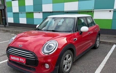 MINI Hatch, 2018 год, 2 800 000 рублей, 1 фотография