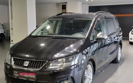 SEAT Alhambra II рестайлинг, 2013 год, 1 470 000 рублей, 1 фотография