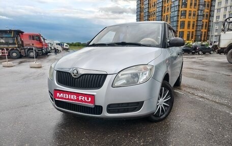 Skoda Fabia II, 2010 год, 389 000 рублей, 1 фотография