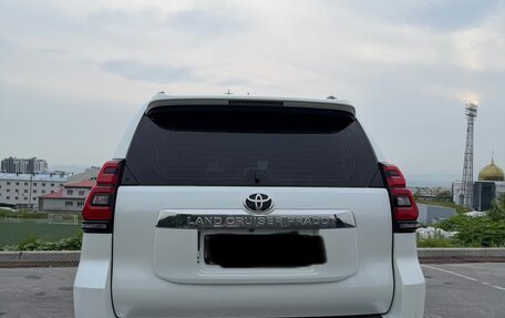 Toyota Land Cruiser Prado 150 рестайлинг 2, 2018 год, 5 500 000 рублей, 4 фотография