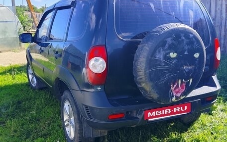 Chevrolet Niva I рестайлинг, 2011 год, 295 000 рублей, 3 фотография