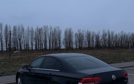Volkswagen Passat B8 рестайлинг, 2015 год, 1 450 000 рублей, 9 фотография