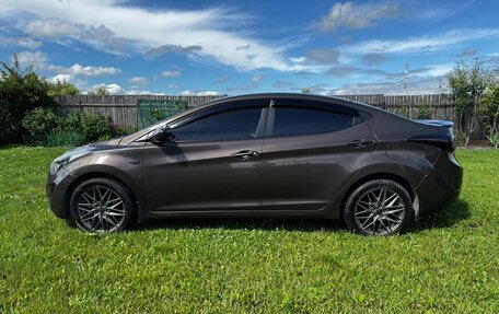 Hyundai Elantra V, 2015 год, 850 000 рублей, 4 фотография