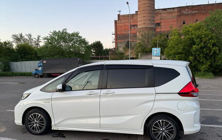Honda Freed II, 2016 год, 1 725 000 рублей, 6 фотография