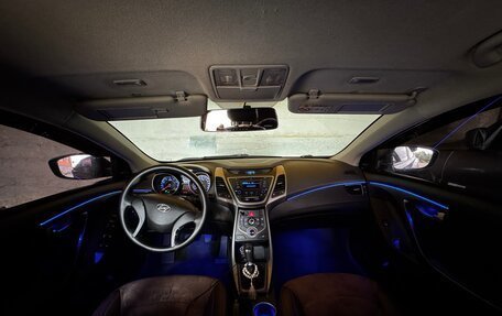 Hyundai Elantra V, 2015 год, 850 000 рублей, 9 фотография
