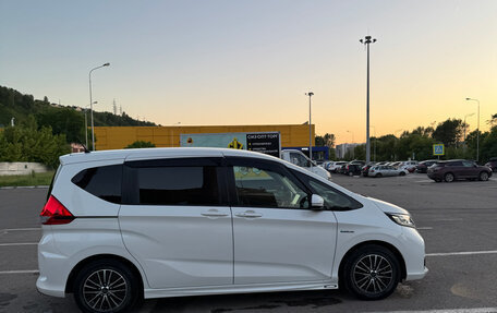Honda Freed II, 2016 год, 1 725 000 рублей, 14 фотография