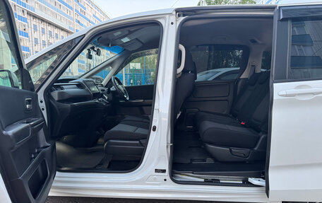 Honda Freed II, 2016 год, 1 725 000 рублей, 30 фотография