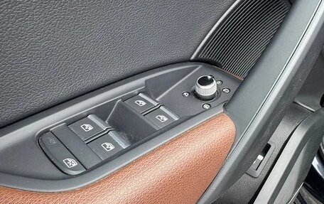Audi Q5, 2018 год, 3 100 000 рублей, 12 фотография