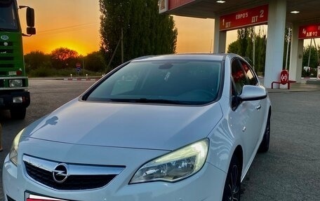 Opel Astra J, 2011 год, 750 000 рублей, 9 фотография
