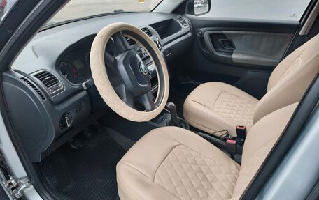 Skoda Fabia II, 2010 год, 389 000 рублей, 12 фотография