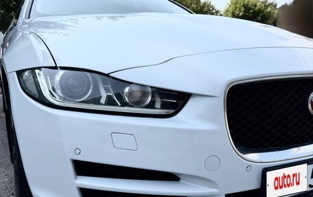 Jaguar XE I рестайлинг, 2016 год, 1 990 000 рублей, 20 фотография