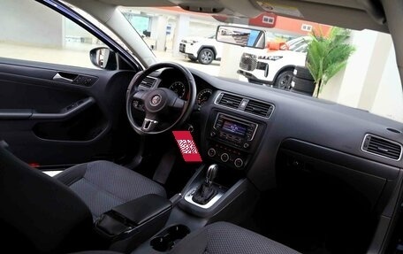 Volkswagen Jetta VI, 2014 год, 990 000 рублей, 10 фотография