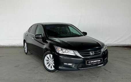 Honda Accord IX рестайлинг, 2013 год, 1 650 000 рублей, 3 фотография
