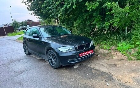 BMW 1 серия, 2011 год, 890 000 рублей, 1 фотография