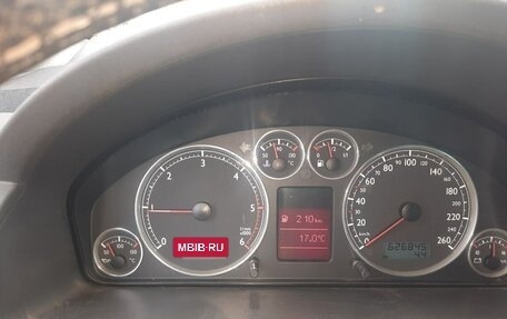 Volkswagen Sharan I рестайлинг, 2003 год, 550 000 рублей, 14 фотография