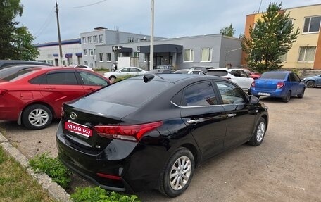 Hyundai Solaris II рестайлинг, 2017 год, 1 150 000 рублей, 4 фотография