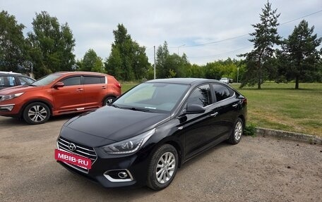 Hyundai Solaris II рестайлинг, 2017 год, 1 150 000 рублей, 2 фотография