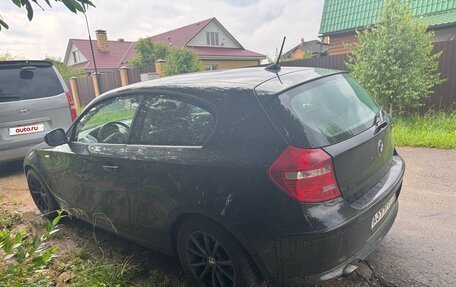 BMW 1 серия, 2011 год, 890 000 рублей, 4 фотография
