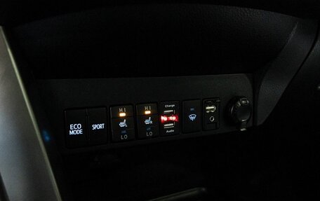 Toyota RAV4, 2013 год, 1 799 000 рублей, 21 фотография