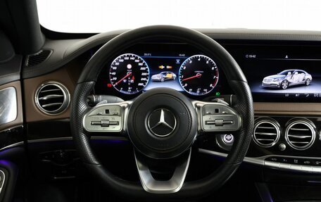 Mercedes-Benz S-Класс, 2019 год, 4 390 000 рублей, 21 фотография