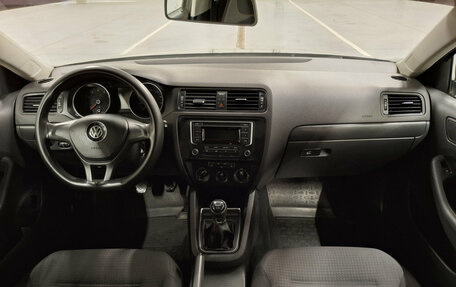 Volkswagen Jetta VI, 2015 год, 977 000 рублей, 17 фотография