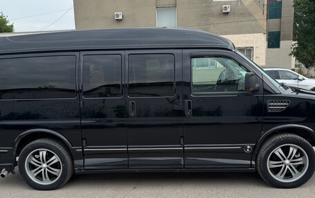 Chevrolet Express II, 2004 год, 1 550 000 рублей, 4 фотография