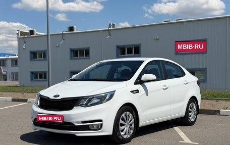 KIA Rio III рестайлинг, 2016 год, 815 000 рублей, 1 фотография