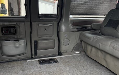 Chevrolet Express II, 2004 год, 1 550 000 рублей, 16 фотография