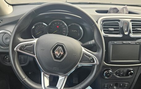 Renault Logan II, 2019 год, 990 000 рублей, 2 фотография