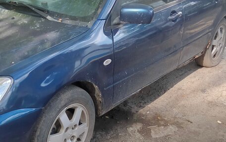 Mitsubishi Lancer IX, 2004 год, 210 000 рублей, 3 фотография