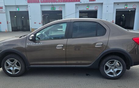 Renault Logan II, 2019 год, 990 000 рублей, 15 фотография