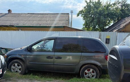 Dodge Caravan IV, 2002 год, 400 000 рублей, 2 фотография