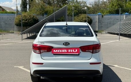 KIA Rio III рестайлинг, 2016 год, 815 000 рублей, 10 фотография