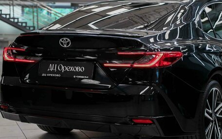 Toyota Camry, 2024 год, 3 300 000 рублей, 5 фотография