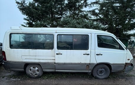 SsangYong Istana, 2001 год, 100 000 рублей, 2 фотография