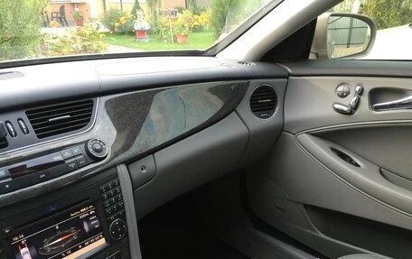 Mercedes-Benz CLS, 2008 год, 1 300 000 рублей, 7 фотография