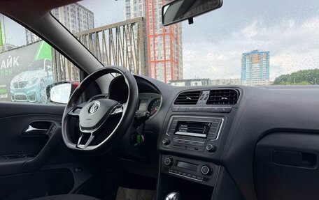 Volkswagen Polo VI (EU Market), 2017 год, 1 299 000 рублей, 16 фотография