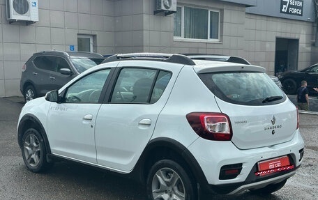 Renault Sandero II рестайлинг, 2018 год, 1 350 000 рублей, 4 фотография