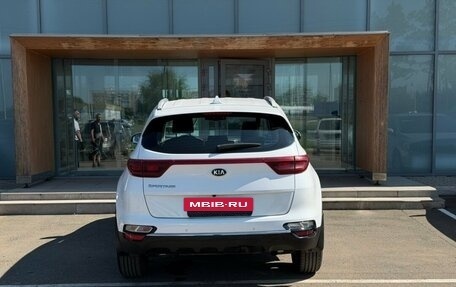 KIA Sportage IV рестайлинг, 2019 год, 1 890 000 рублей, 6 фотография