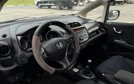 Honda Jazz II рестайлинг, 2011 год, 970 000 рублей, 8 фотография
